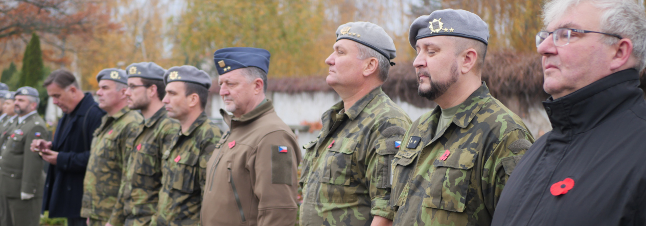 Vojáci z Pardubic uctili památku válečných veteránů
