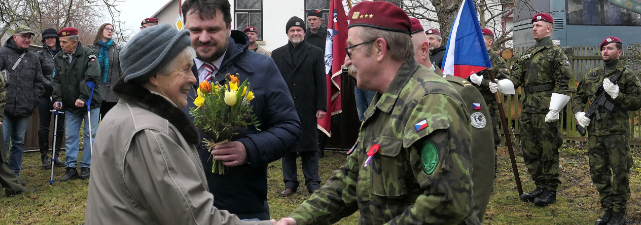 foto zdroj: Klub  výsadkových veteránů generála Jaroslava Klemeše Chrudim zs