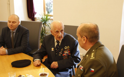 Starosta města Lanškroun, pan Josef Švarc, ředitel KVV Pardubice 