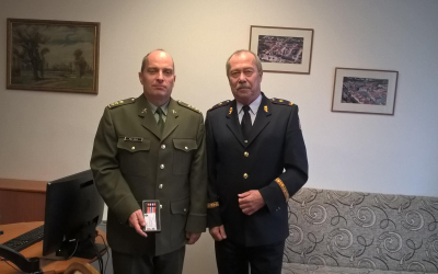 prevzeti_medaile_od_hzs_pk_gen._kvasnicky.jpg