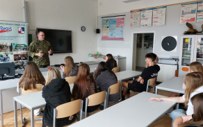 V rámci programu POKOS se vojáci z KVV Pardubice zapojili do dalších akcí v Pardubickém kraji