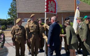 Připomněli jsme si ve Francii hrdinství legionářů a spojenců
