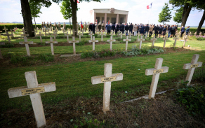 Připomněli jsme si ve Francii hrdinství legionářů a spojenců