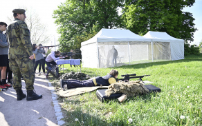 Vojáci přiblížili studentům z Letohradu téma obrany státu