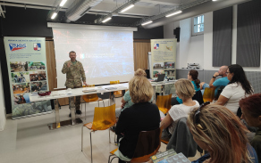 Kyberbezpečnost a lidskost: POKOS školení pro pedagogy v Pardubicích