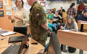 Vojáci z Pardubic školili pedagogy i neziskové organizace v přípravě občanů k obraně státu