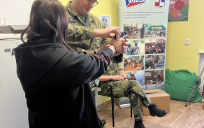 Vojáci z KVV Pardubice navštívili děti v Klokánku