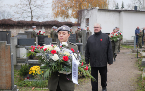 Vojáci z Pardubic uctili památku válečných veteránů