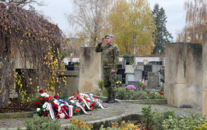 Vojáci z Pardubic uctili památku válečných veteránů
