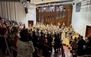 Adventní koncert v Pardubicích přinesl radost i pomoc dětem
