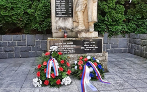 Krajské vojenské velitelství Pardubice uctilo dne 15. 6. 2021 památku šéf seržanta Emila Morávka, rodáka ze Slepotic, který před jednaosmdesáti lety zahynul jako pilot francouzské armády.