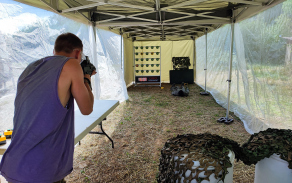 Děti měly možnost vyzkoušet si střelbu na profesionální airsoftové střelnici, která se používá pro organizování národní soutěže G&G World Cup