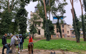 Příslušníci KVV Pardubice se podíleli na úspěšném průběhu oblastních kol branné soutěže pro studenty středních škol LEGIE v Pardubicích – Larischově vile