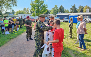 Ředitel Krajského vojenského velitelství Pardubice poblahopřál všem soutěžícím za skvělé výkony